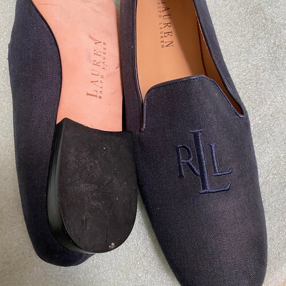 Lauren size 8B fabric shoes with logo